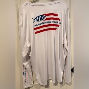 AFTCO T-Shirt Mens Size XL White Long Sleeve Crew Neck Performance Fishing Tee